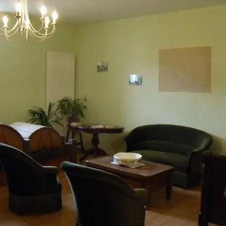 Maison Charmante Avec 4 Thematiques Au Coeur Du Pays De Jeanne D'arc - Fr-1-585-149 فندق مبيت وإفطار