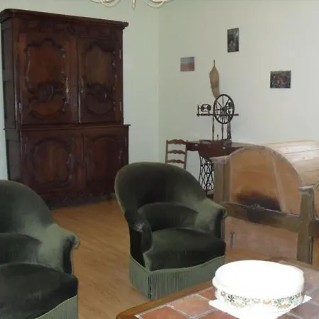 فندق مبيت وإفطار Maison Charmante Avec 4 Thematiques Au Coeur Du Pays De Jeanne D'arc - Fr-1-585-149